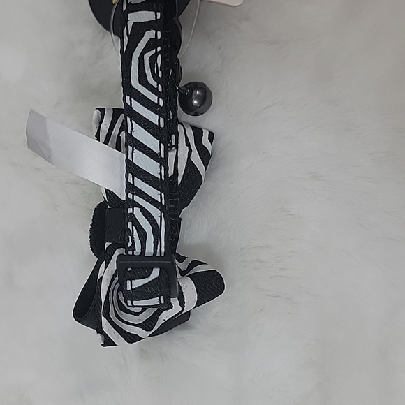 Thrills & Chills Halloween Skeleton Adjustable Kitten Collar - Picture 2 of 5